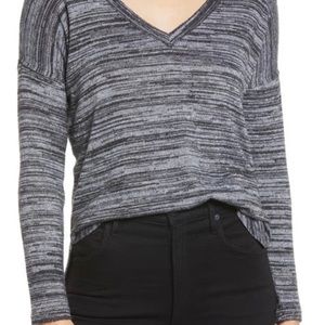 BOBEAU
Space Dyed Knit Top color raven mix size S & M.